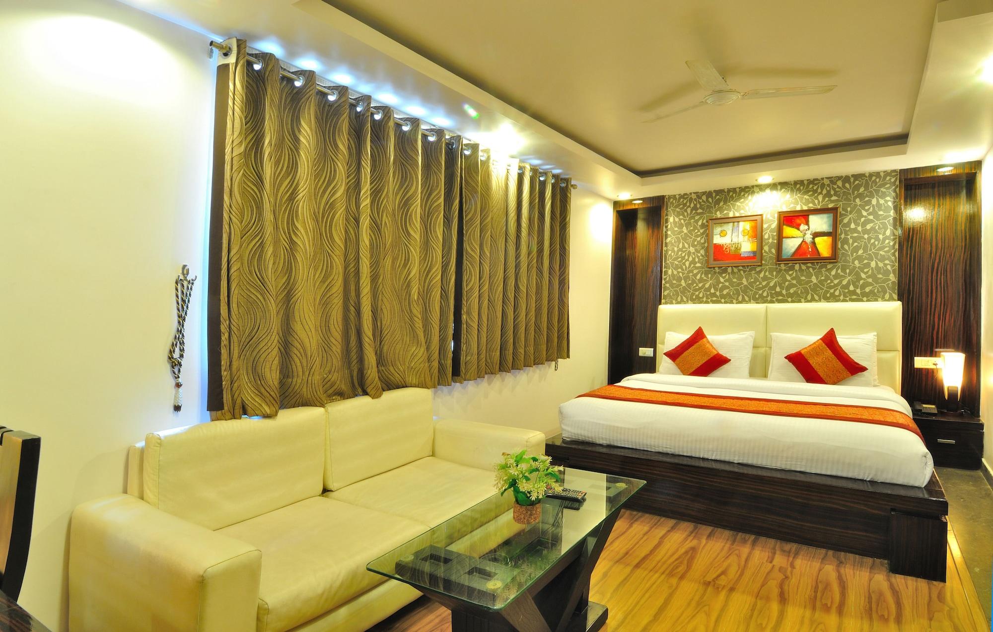Hotel Elegance New Delhi Exterior photo