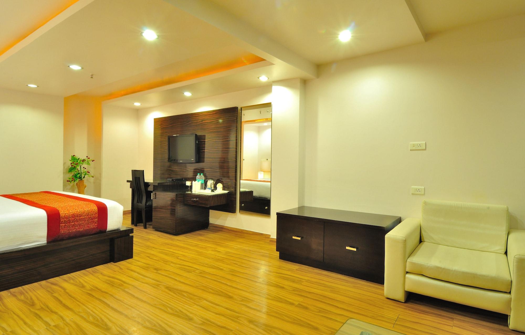 Hotel Elegance New Delhi Exterior photo